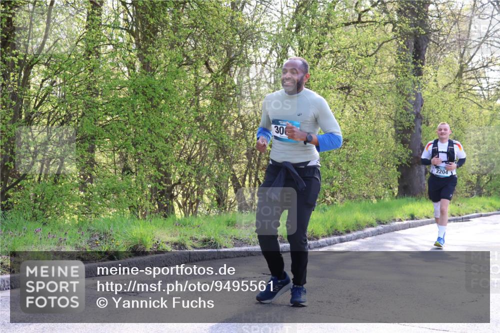 12.04.2026 - 45. Internationalen Wilhelmsburger Insellauf Yannick Fuchs http://msf.ph/oto/9495561 12.04.2026 10:51:05 Laufen 30, 2204 meine-sportfotos.de