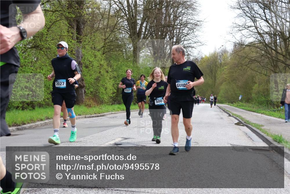 12.04.2026 - 45. Internationalen Wilhelmsburger Insellauf Yannick Fuchs http://msf.ph/oto/9495578 12.04.2026 13:06:09 Laufen 2027, 5327, 500 meine-sportfotos.de