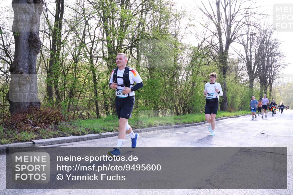 12.04.2026 - 45. Internationalen Wilhelmsburger Insellauf Yannick Fuchs http://msf.ph/oto/9495600 12.04.2026 10:51:08 Laufen 2204, 5570 meine-sportfotos.de