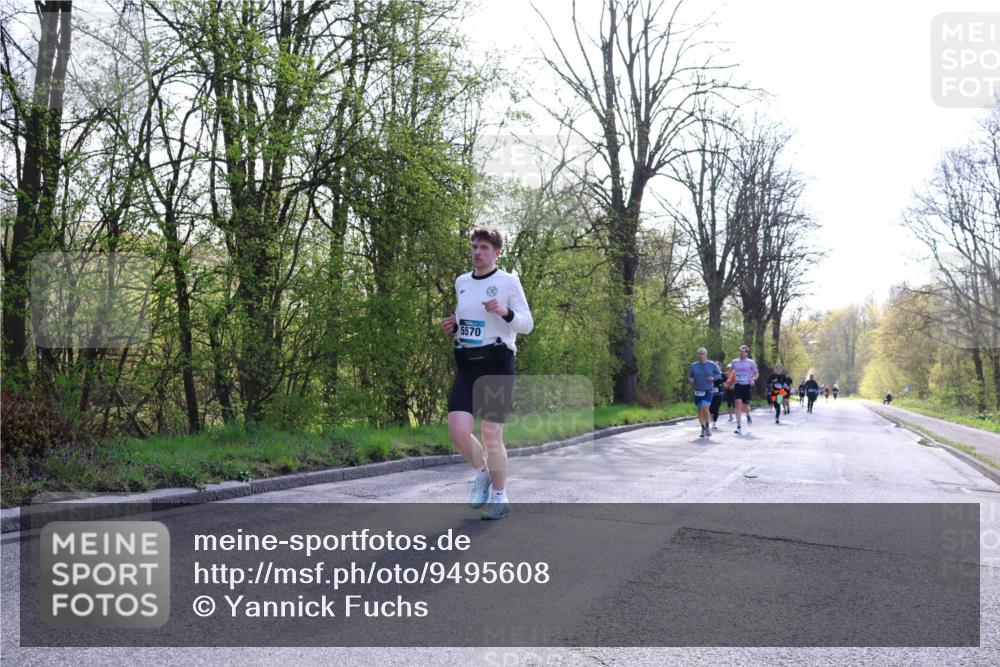 12.04.2026 - 45. Internationalen Wilhelmsburger Insellauf Yannick Fuchs http://msf.ph/oto/9495608 12.04.2026 10:51:09 Laufen 5570 meine-sportfotos.de