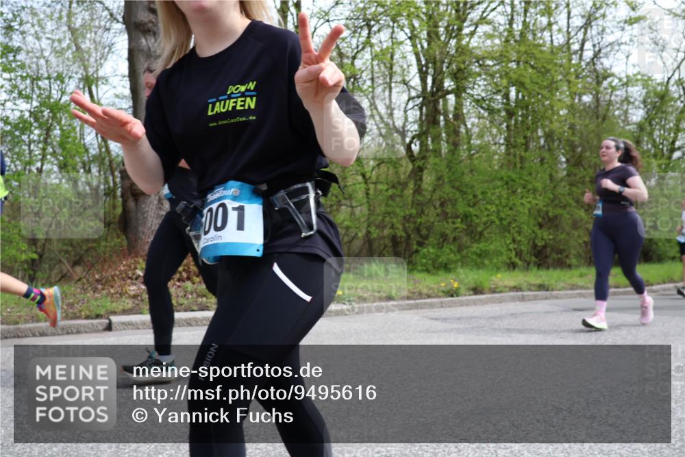 12.04.2026 - 45. Internationalen Wilhelmsburger Insellauf Yannick Fuchs http://msf.ph/oto/9495616 12.04.2026 13:06:14 Laufen 101 meine-sportfotos.de