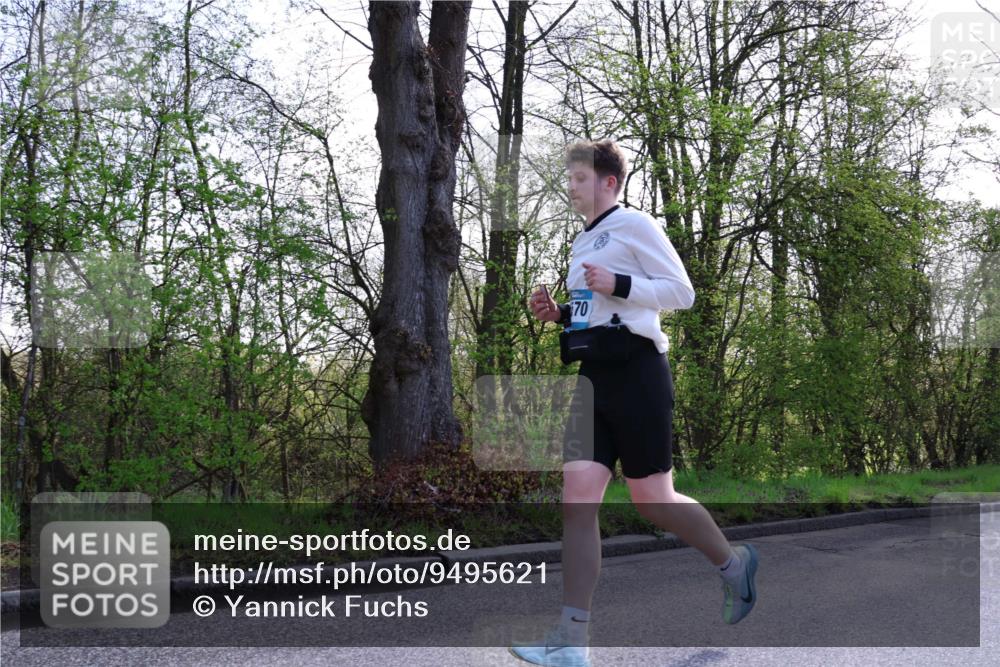 12.04.2026 - 45. Internationalen Wilhelmsburger Insellauf Yannick Fuchs http://msf.ph/oto/9495621 12.04.2026 10:51:10 Laufen 70 meine-sportfotos.de