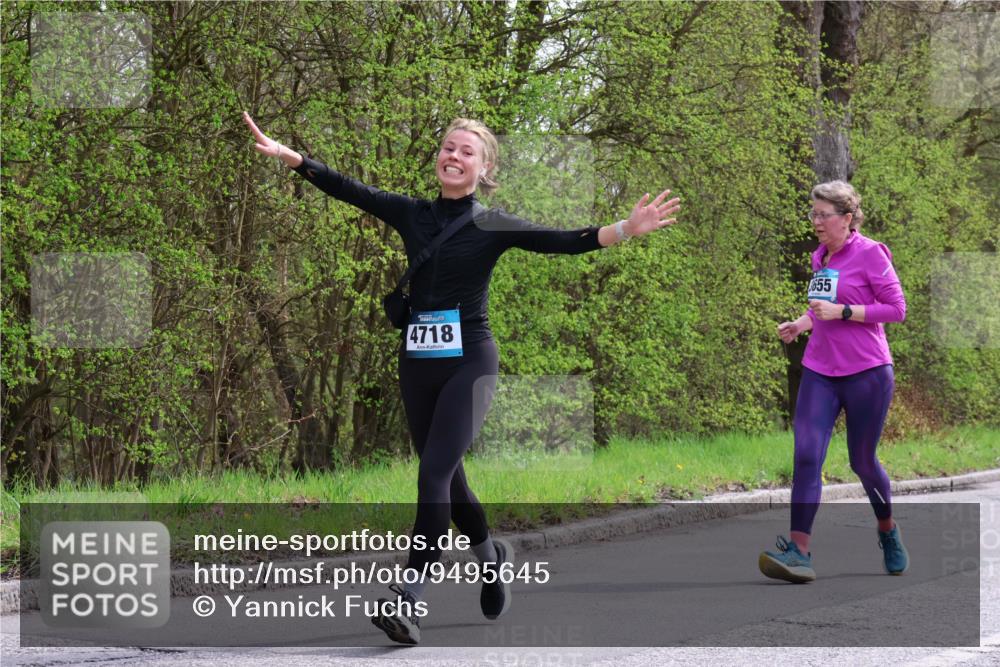 12.04.2026 - 45. Internationalen Wilhelmsburger Insellauf Yannick Fuchs http://msf.ph/oto/9495645 12.04.2026 13:06:17 Laufen 4718, 655 meine-sportfotos.de