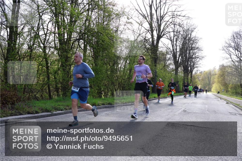 12.04.2026 - 45. Internationalen Wilhelmsburger Insellauf Yannick Fuchs http://msf.ph/oto/9495651 12.04.2026 10:51:13 Laufen 5816, 4513 meine-sportfotos.de