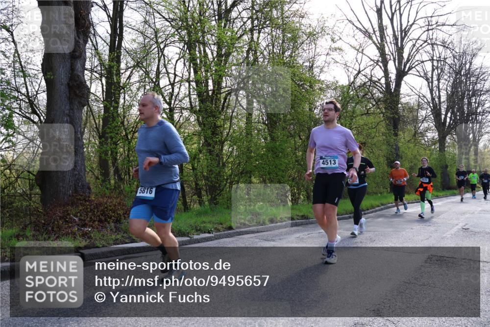 12.04.2026 - 45. Internationalen Wilhelmsburger Insellauf Yannick Fuchs http://msf.ph/oto/9495657 12.04.2026 10:51:14 Laufen 5816, 4513 meine-sportfotos.de