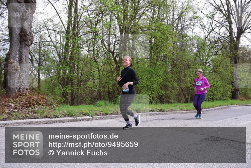 12.04.2026 - 45. Internationalen Wilhelmsburger Insellauf Yannick Fuchs http://msf.ph/oto/9495659 12.04.2026 13:06:19 Laufen 8, 3655 meine-sportfotos.de