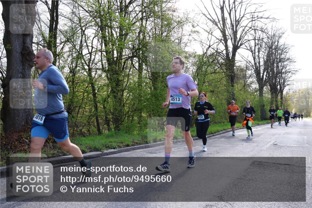 12.04.2026 - 45. Internationalen Wilhelmsburger Insellauf Yannick Fuchs http://msf.ph/oto/9495660 12.04.2026 10:51:14 Laufen 5816, 4513, 4732, 2530, 6533 meine-sportfotos.de
