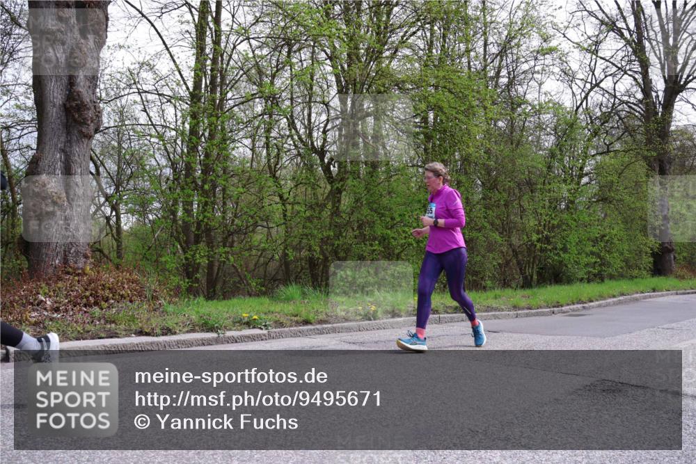 12.04.2026 - 45. Internationalen Wilhelmsburger Insellauf Yannick Fuchs http://msf.ph/oto/9495671 12.04.2026 13:06:20 Laufen 55 meine-sportfotos.de