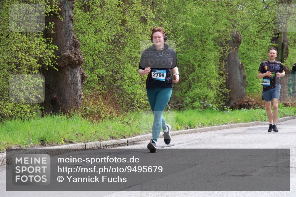 12.04.2026 - 45. Internationalen Wilhelmsburger Insellauf Yannick Fuchs http://msf.ph/oto/9495679 12.04.2026 13:06:21 Laufen 2799, 4543 meine-sportfotos.de
