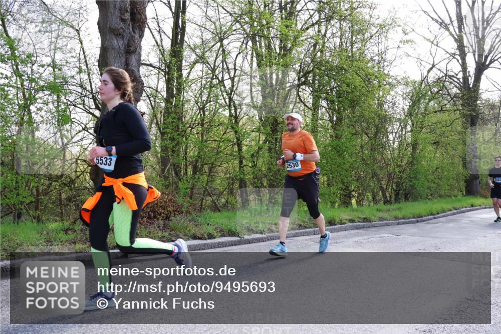 12.04.2026 - 45. Internationalen Wilhelmsburger Insellauf Yannick Fuchs http://msf.ph/oto/9495693 12.04.2026 10:51:17 Laufen 5533, 2530, 2664 meine-sportfotos.de