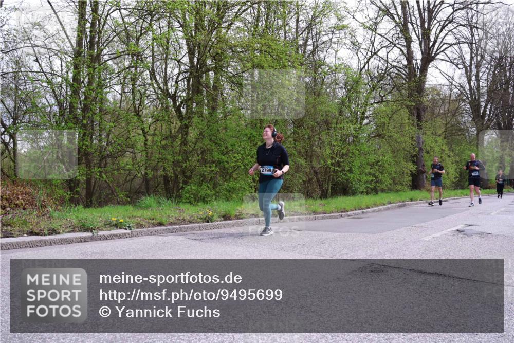 12.04.2026 - 45. Internationalen Wilhelmsburger Insellauf Yannick Fuchs http://msf.ph/oto/9495699 12.04.2026 13:06:26 Laufen 2799 meine-sportfotos.de