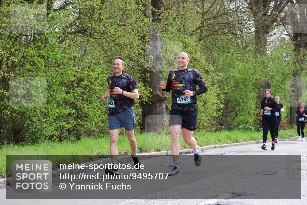 12.04.2026 - 45. Internationalen Wilhelmsburger Insellauf Yannick Fuchs http://msf.ph/oto/9495707 12.04.2026 13:06:27 Laufen 43, 4793, 4305, 2363 meine-sportfotos.de
