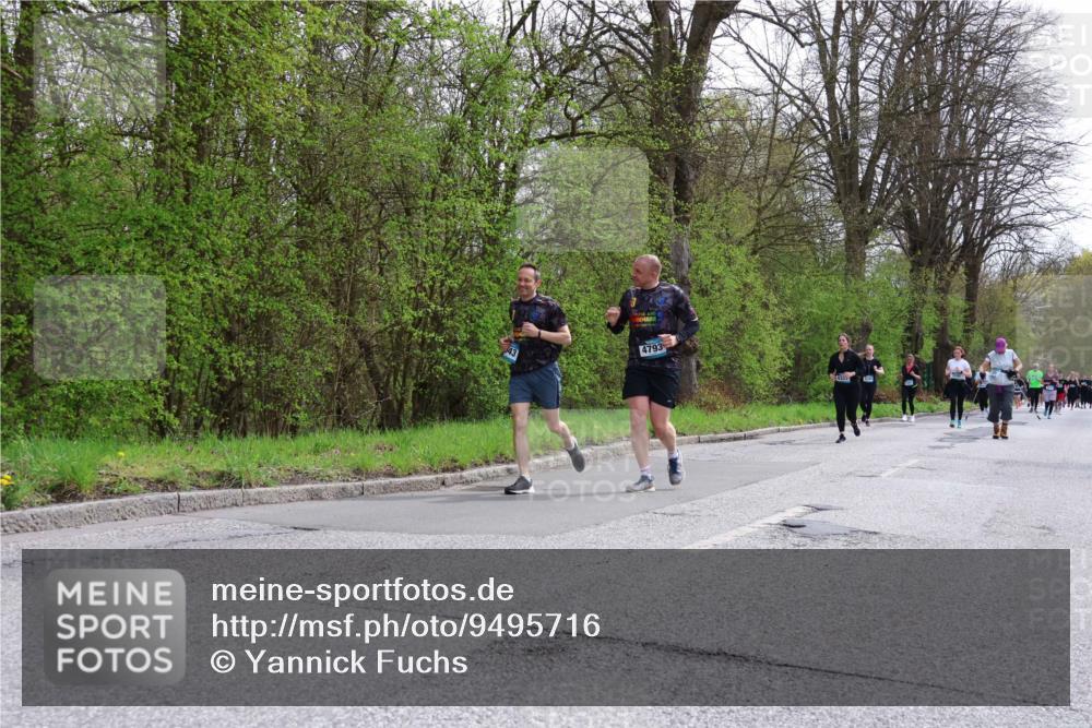 12.04.2026 - 45. Internationalen Wilhelmsburger Insellauf Yannick Fuchs http://msf.ph/oto/9495716 12.04.2026 13:06:28 Laufen 4793 meine-sportfotos.de