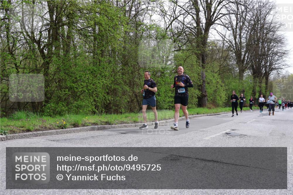 12.04.2026 - 45. Internationalen Wilhelmsburger Insellauf Yannick Fuchs http://msf.ph/oto/9495725 12.04.2026 13:06:29 Laufen 4793 meine-sportfotos.de