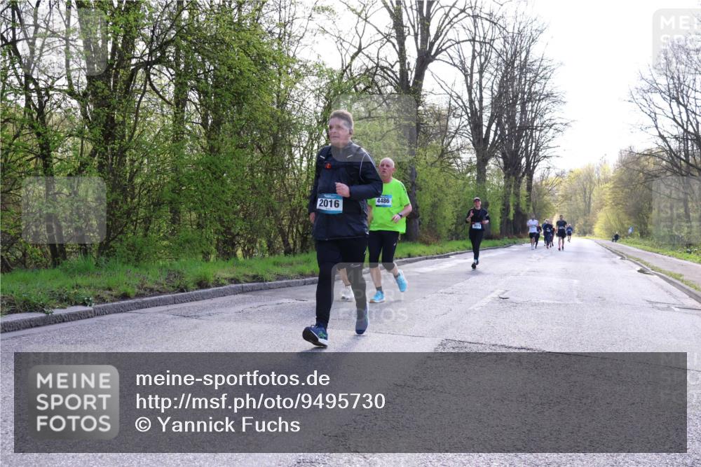 12.04.2026 - 45. Internationalen Wilhelmsburger Insellauf Yannick Fuchs http://msf.ph/oto/9495730 12.04.2026 10:51:22 Laufen 2016, 4486, 3910 meine-sportfotos.de