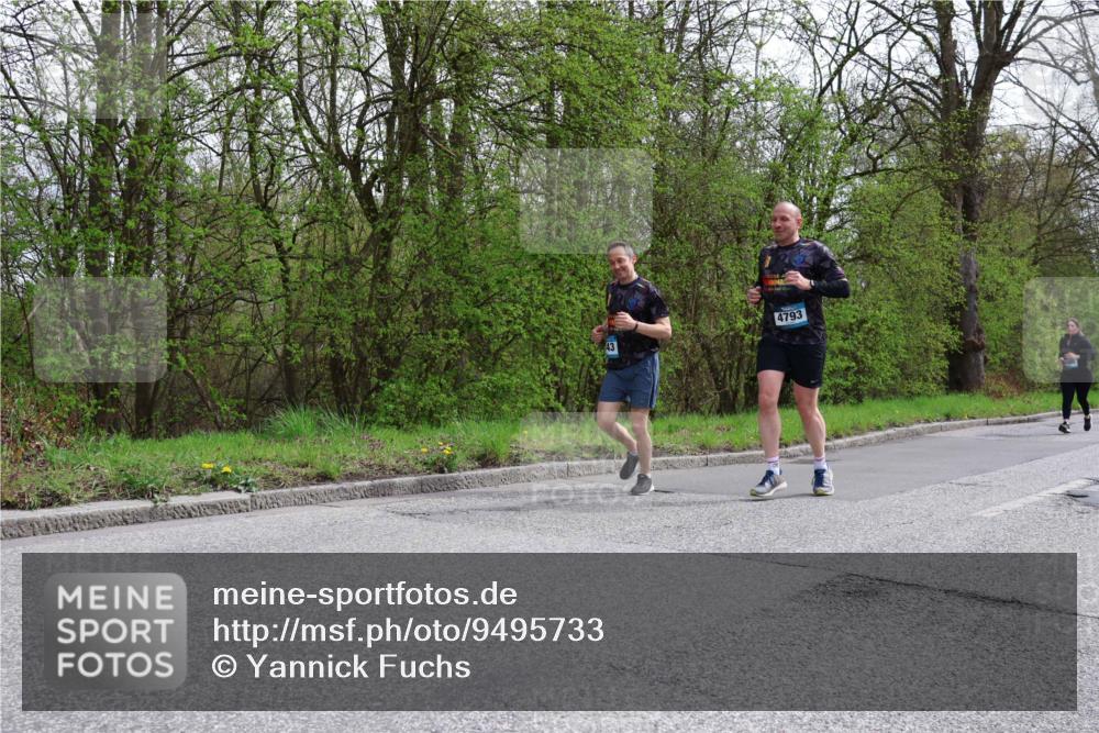 12.04.2026 - 45. Internationalen Wilhelmsburger Insellauf Yannick Fuchs http://msf.ph/oto/9495733 12.04.2026 13:06:29 Laufen 4793 meine-sportfotos.de
