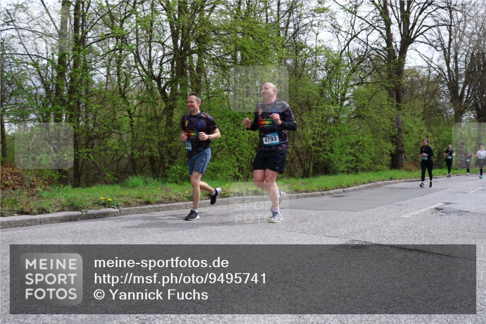 12.04.2026 - 45. Internationalen Wilhelmsburger Insellauf Yannick Fuchs http://msf.ph/oto/9495741 12.04.2026 13:06:30 Laufen 4793 meine-sportfotos.de