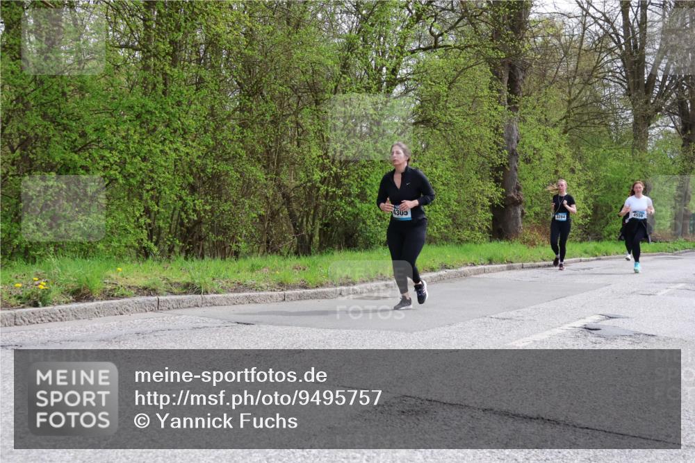 12.04.2026 - 45. Internationalen Wilhelmsburger Insellauf Yannick Fuchs http://msf.ph/oto/9495757 12.04.2026 13:06:32 Laufen 4305, 3284, 4556 meine-sportfotos.de
