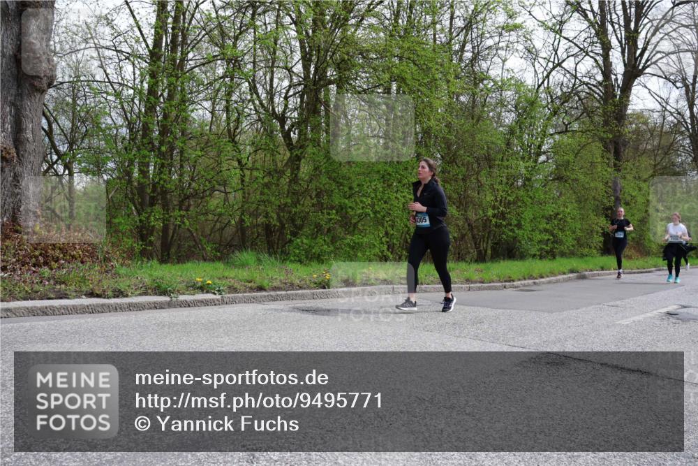 12.04.2026 - 45. Internationalen Wilhelmsburger Insellauf Yannick Fuchs http://msf.ph/oto/9495771 12.04.2026 13:06:33 Laufen 4305 meine-sportfotos.de