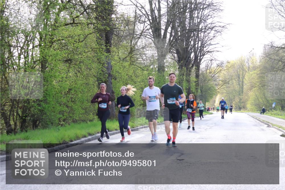 12.04.2026 - 45. Internationalen Wilhelmsburger Insellauf Yannick Fuchs http://msf.ph/oto/9495801 12.04.2026 10:51:30 Laufen 3716, 4246, 2211, 3700, 3615 meine-sportfotos.de