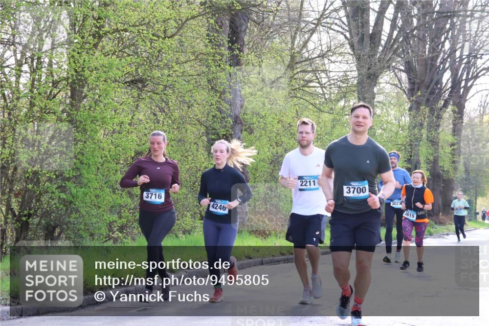 12.04.2026 - 45. Internationalen Wilhelmsburger Insellauf Yannick Fuchs http://msf.ph/oto/9495805 12.04.2026 10:51:30 Laufen 3716, 4246, 2211, 3700, 3027, 3615 meine-sportfotos.de