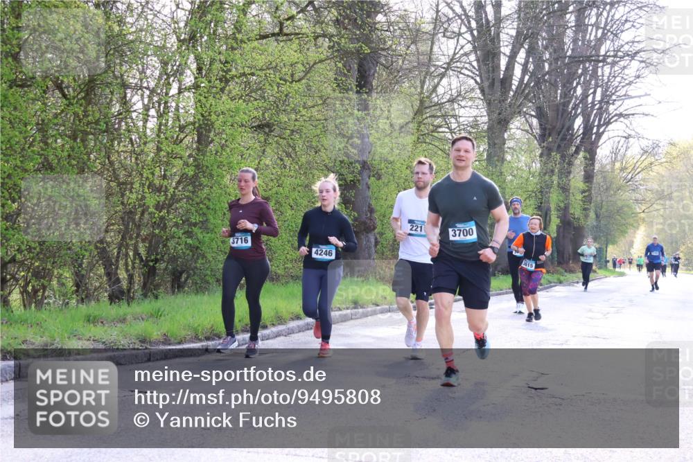 12.04.2026 - 45. Internationalen Wilhelmsburger Insellauf Yannick Fuchs http://msf.ph/oto/9495808 12.04.2026 10:51:31 Laufen 3716, 4246, 221, 3700, 3615 meine-sportfotos.de