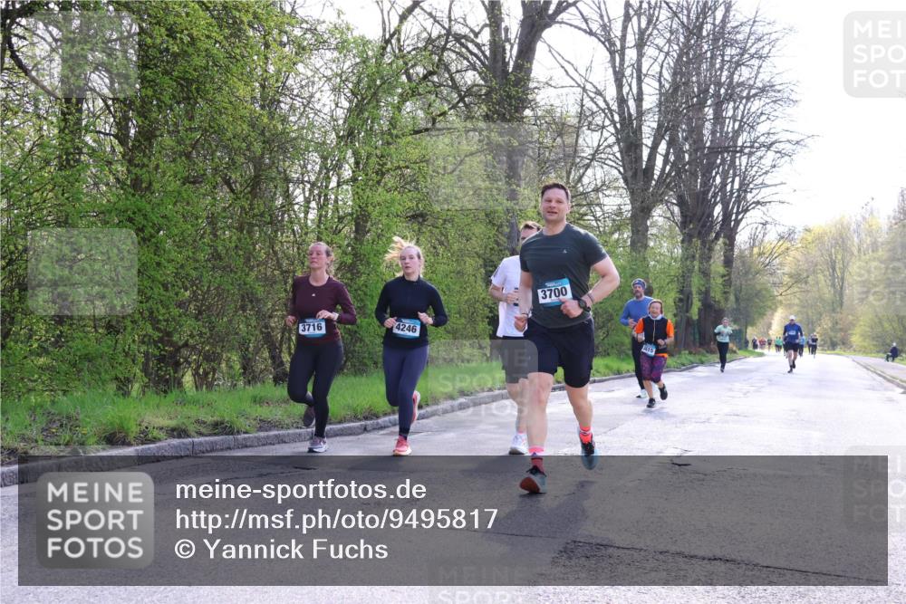 12.04.2026 - 45. Internationalen Wilhelmsburger Insellauf Yannick Fuchs http://msf.ph/oto/9495817 12.04.2026 10:51:31 Laufen 3716, 4246, 3700 meine-sportfotos.de