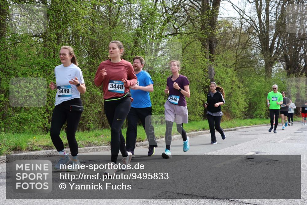 12.04.2026 - 45. Internationalen Wilhelmsburger Insellauf Yannick Fuchs http://msf.ph/oto/9495833 12.04.2026 13:06:42 Laufen 3449, 3448, 2946, 4518 meine-sportfotos.de