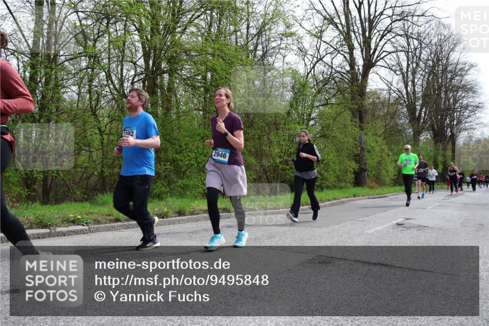 12.04.2026 - 45. Internationalen Wilhelmsburger Insellauf Yannick Fuchs http://msf.ph/oto/9495848 12.04.2026 13:06:44 Laufen 2482, 2946, 4510 meine-sportfotos.de