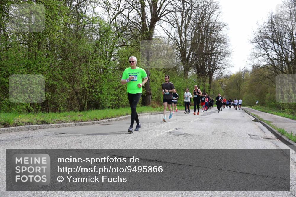 12.04.2026 - 45. Internationalen Wilhelmsburger Insellauf Yannick Fuchs http://msf.ph/oto/9495866 12.04.2026 13:06:46 Laufen 18, 3071 meine-sportfotos.de
