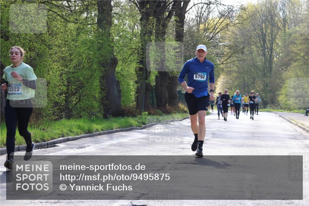 12.04.2026 - 45. Internationalen Wilhelmsburger Insellauf Yannick Fuchs http://msf.ph/oto/9495875 12.04.2026 10:51:40 Laufen 3322, 5792 meine-sportfotos.de
