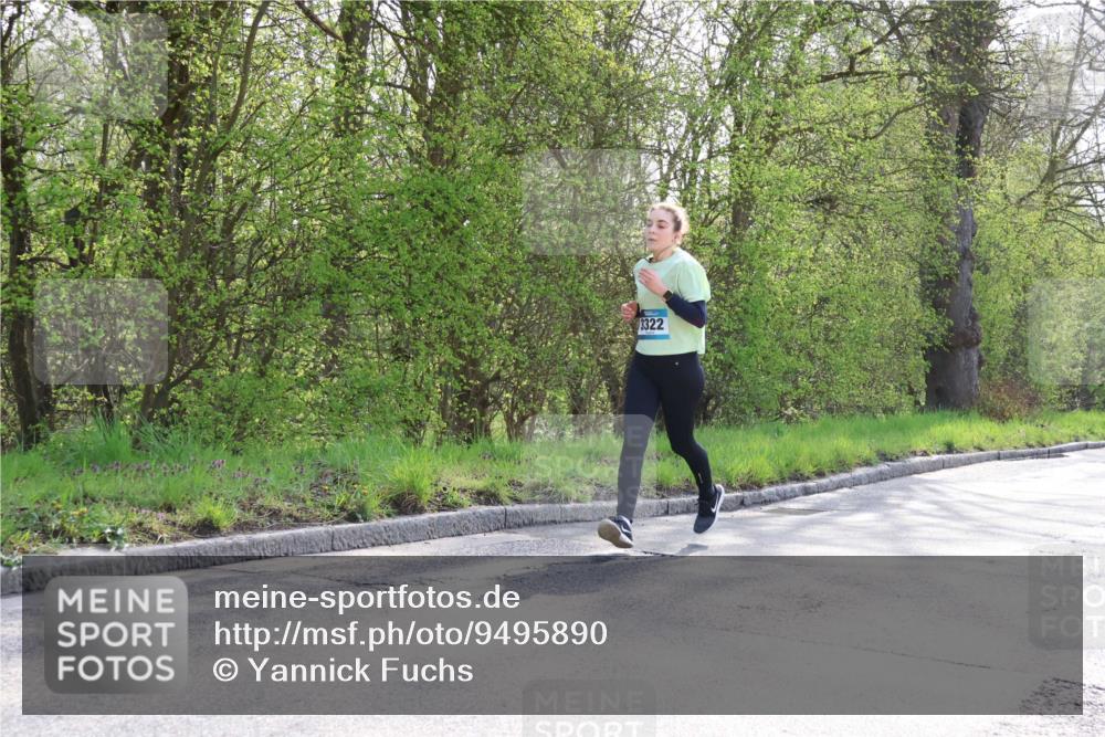 12.04.2026 - 45. Internationalen Wilhelmsburger Insellauf Yannick Fuchs http://msf.ph/oto/9495890 12.04.2026 10:51:42 Laufen 3322 meine-sportfotos.de