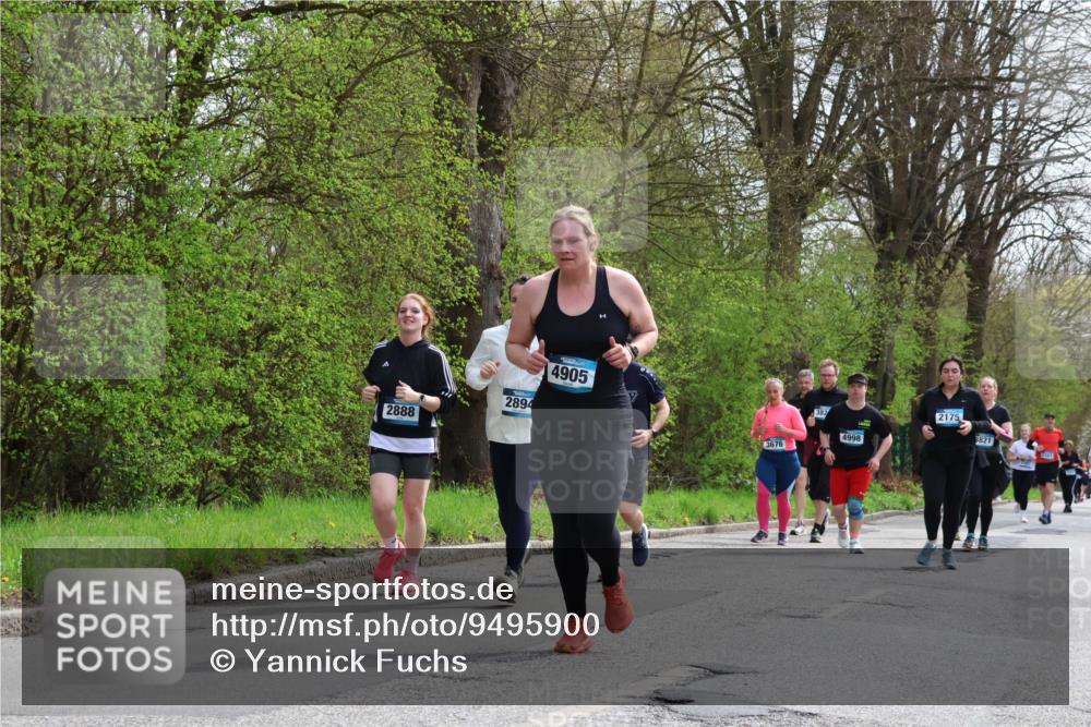 12.04.2026 - 45. Internationalen Wilhelmsburger Insellauf Yannick Fuchs http://msf.ph/oto/9495900 12.04.2026 13:06:49 Laufen 2888, 2894, 4905, 4998, 3676, 2175, 8821 meine-sportfotos.de