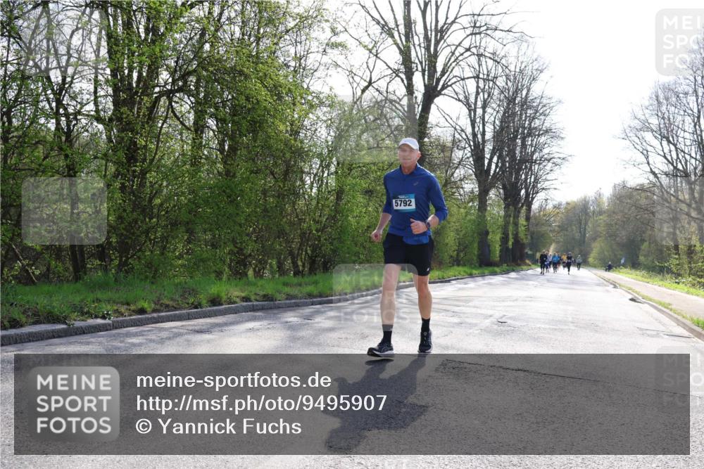 12.04.2026 - 45. Internationalen Wilhelmsburger Insellauf Yannick Fuchs http://msf.ph/oto/9495907 12.04.2026 10:51:44 Laufen 5792 meine-sportfotos.de