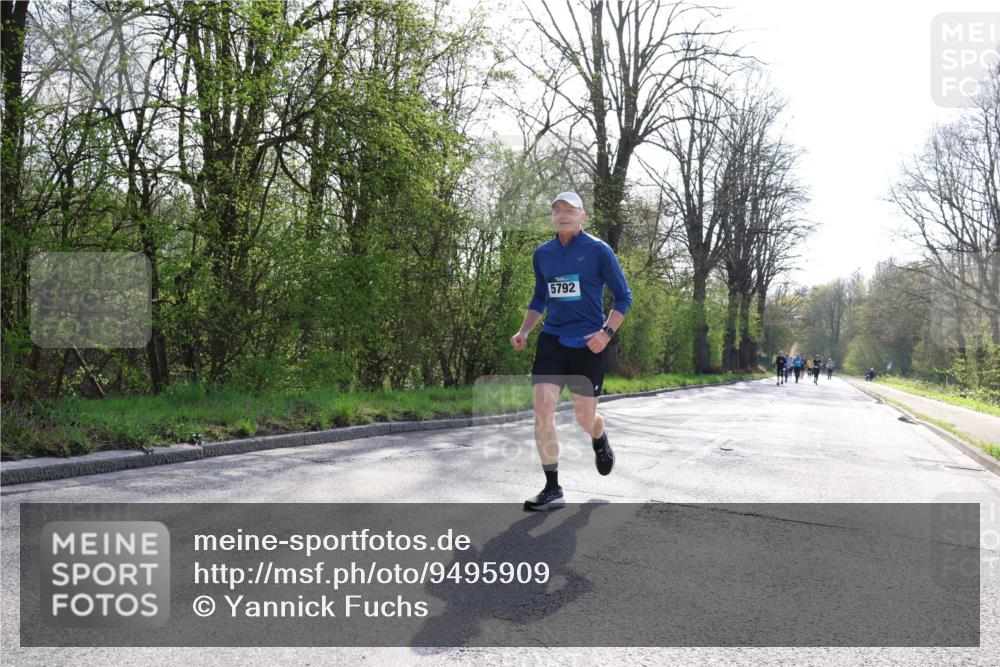 12.04.2026 - 45. Internationalen Wilhelmsburger Insellauf Yannick Fuchs http://msf.ph/oto/9495909 12.04.2026 10:51:44 Laufen 5792 meine-sportfotos.de