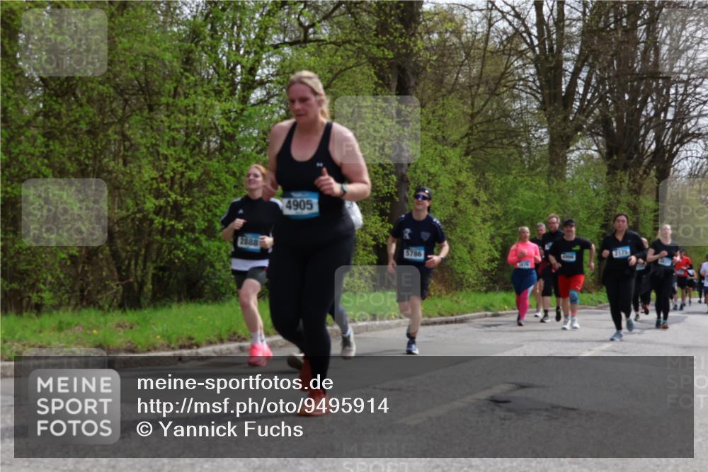 12.04.2026 - 45. Internationalen Wilhelmsburger Insellauf Yannick Fuchs http://msf.ph/oto/9495914 12.04.2026 13:06:51 Laufen 2888, 4905, 5786, 4998, 2175 meine-sportfotos.de