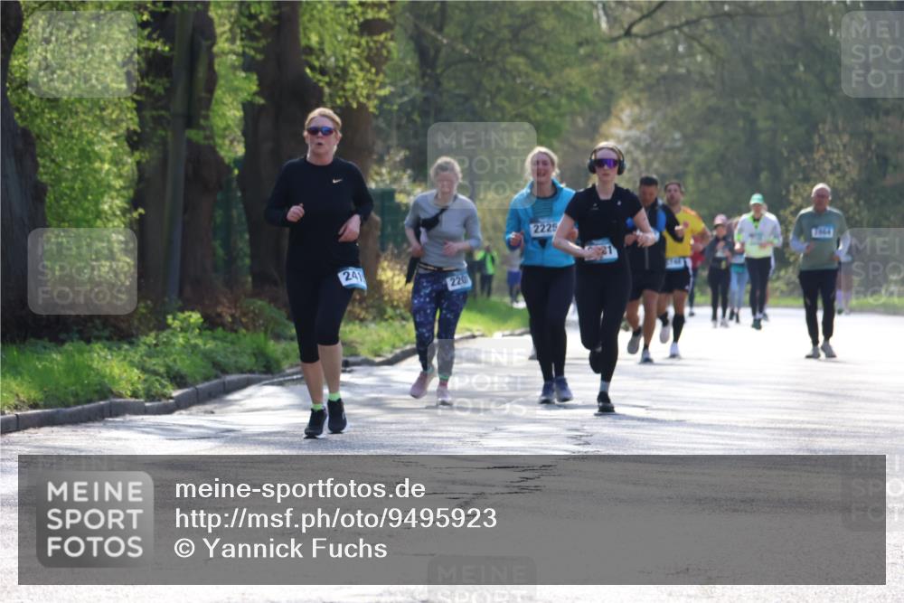 12.04.2026 - 45. Internationalen Wilhelmsburger Insellauf Yannick Fuchs http://msf.ph/oto/9495923 12.04.2026 10:51:48 Laufen 241, 220, 2225 meine-sportfotos.de