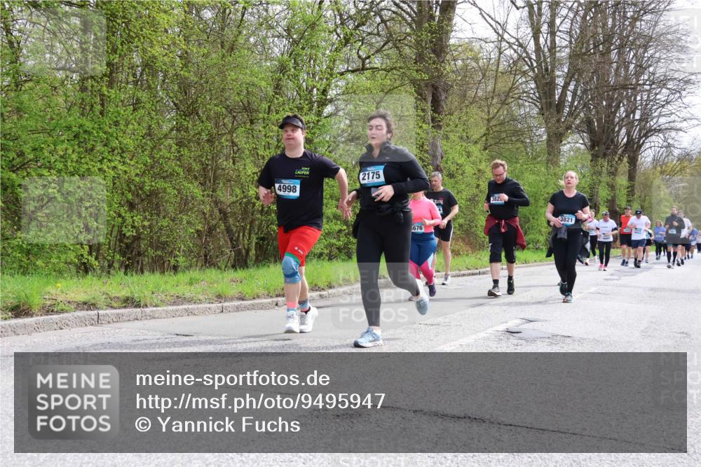12.04.2026 - 45. Internationalen Wilhelmsburger Insellauf Yannick Fuchs http://msf.ph/oto/9495947 12.04.2026 13:06:54 Laufen 4998, 2175, 676, 3822, 3821 meine-sportfotos.de