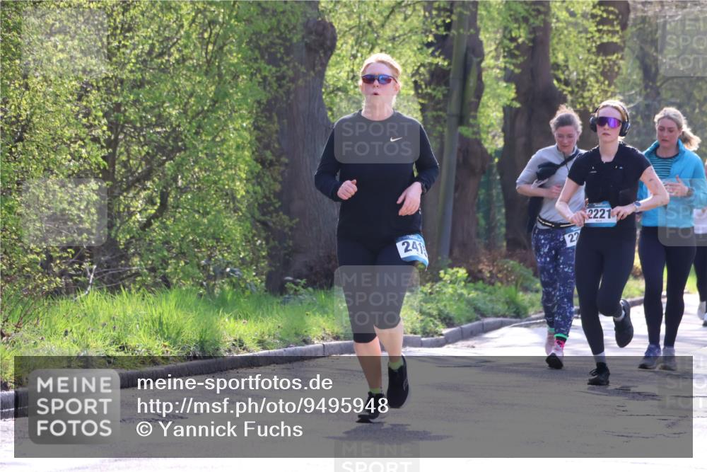 12.04.2026 - 45. Internationalen Wilhelmsburger Insellauf Yannick Fuchs http://msf.ph/oto/9495948 12.04.2026 10:51:52 Laufen 241, 2221 meine-sportfotos.de