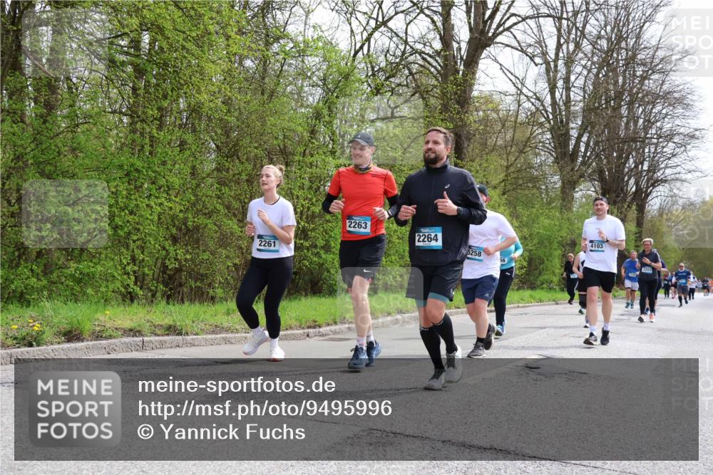 12.04.2026 - 45. Internationalen Wilhelmsburger Insellauf Yannick Fuchs http://msf.ph/oto/9495996 12.04.2026 13:07:03 Laufen 2261, 2263, 2264, 4103, 5258, 3203 meine-sportfotos.de