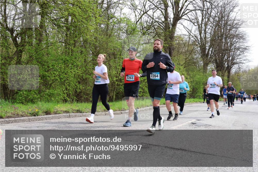 12.04.2026 - 45. Internationalen Wilhelmsburger Insellauf Yannick Fuchs http://msf.ph/oto/9495997 12.04.2026 13:07:03 Laufen 2263, 261, 2264, 5258, 3766, 4103, 3203 meine-sportfotos.de