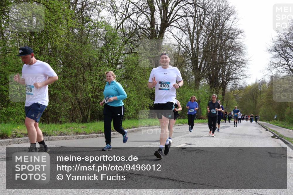 12.04.2026 - 45. Internationalen Wilhelmsburger Insellauf Yannick Fuchs http://msf.ph/oto/9496012 12.04.2026 13:07:05 Laufen 6258, 372, 4103, 4803, 3203 meine-sportfotos.de