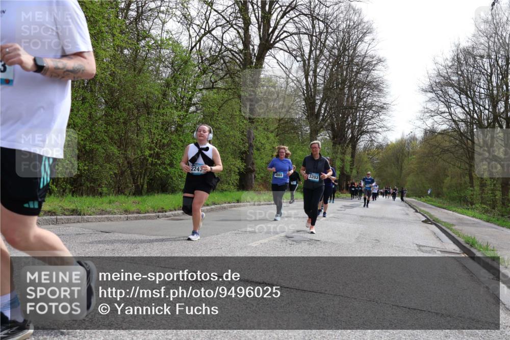 12.04.2026 - 45. Internationalen Wilhelmsburger Insellauf Yannick Fuchs http://msf.ph/oto/9496025 12.04.2026 13:07:07 Laufen 2247, 4803, 3203 meine-sportfotos.de