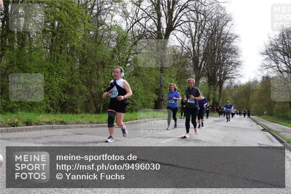 12.04.2026 - 45. Internationalen Wilhelmsburger Insellauf Yannick Fuchs http://msf.ph/oto/9496030 12.04.2026 13:07:07 Laufen 2247, 4803, 3203 meine-sportfotos.de