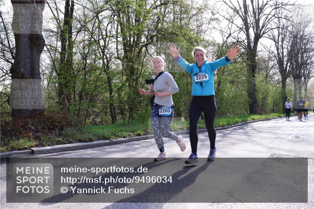 12.04.2026 - 45. Internationalen Wilhelmsburger Insellauf Yannick Fuchs http://msf.ph/oto/9496034 12.04.2026 10:52:02 Laufen 2203, 2225 meine-sportfotos.de