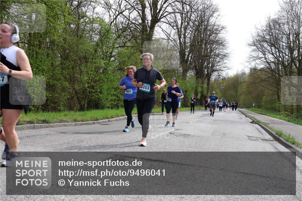 12.04.2026 - 45. Internationalen Wilhelmsburger Insellauf Yannick Fuchs http://msf.ph/oto/9496041 12.04.2026 13:07:08 Laufen 7, 4803, 3203, 42 meine-sportfotos.de