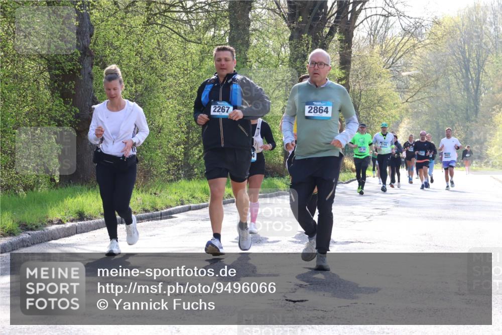 12.04.2026 - 45. Internationalen Wilhelmsburger Insellauf Yannick Fuchs http://msf.ph/oto/9496066 12.04.2026 10:52:05 Laufen 2267, 2864, 3130, 2749, 4141, 422 meine-sportfotos.de