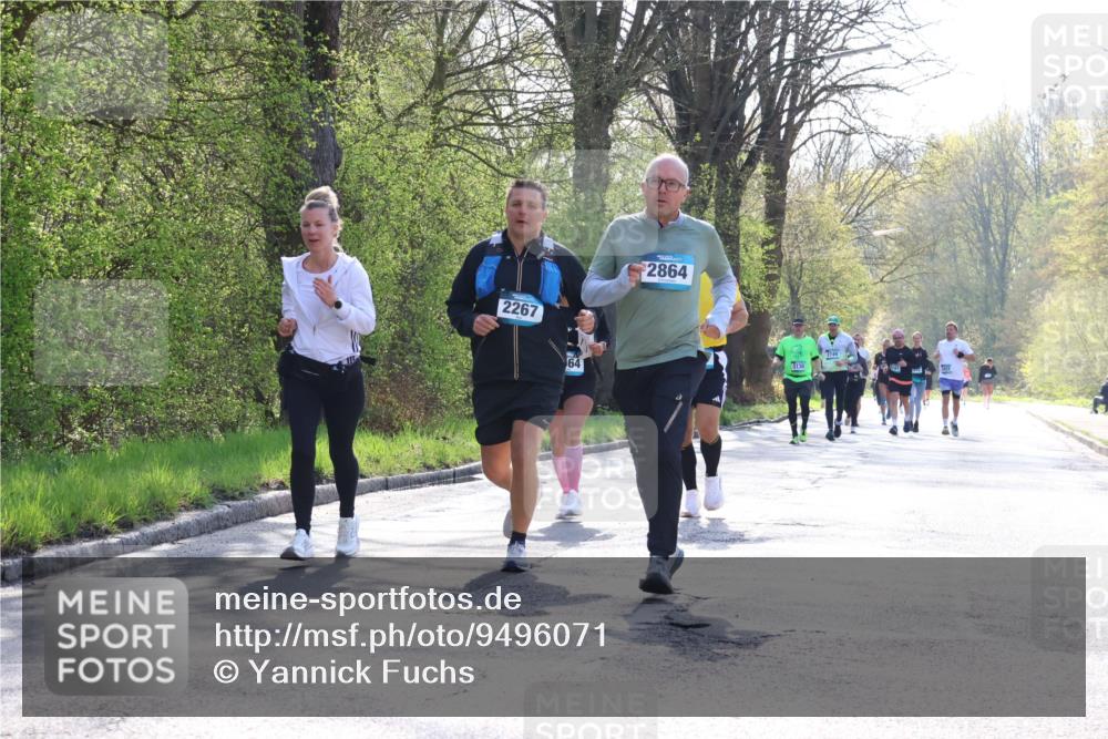 12.04.2026 - 45. Internationalen Wilhelmsburger Insellauf Yannick Fuchs http://msf.ph/oto/9496071 12.04.2026 10:52:05 Laufen 2267, 64, 2864, 3130, 2749 meine-sportfotos.de