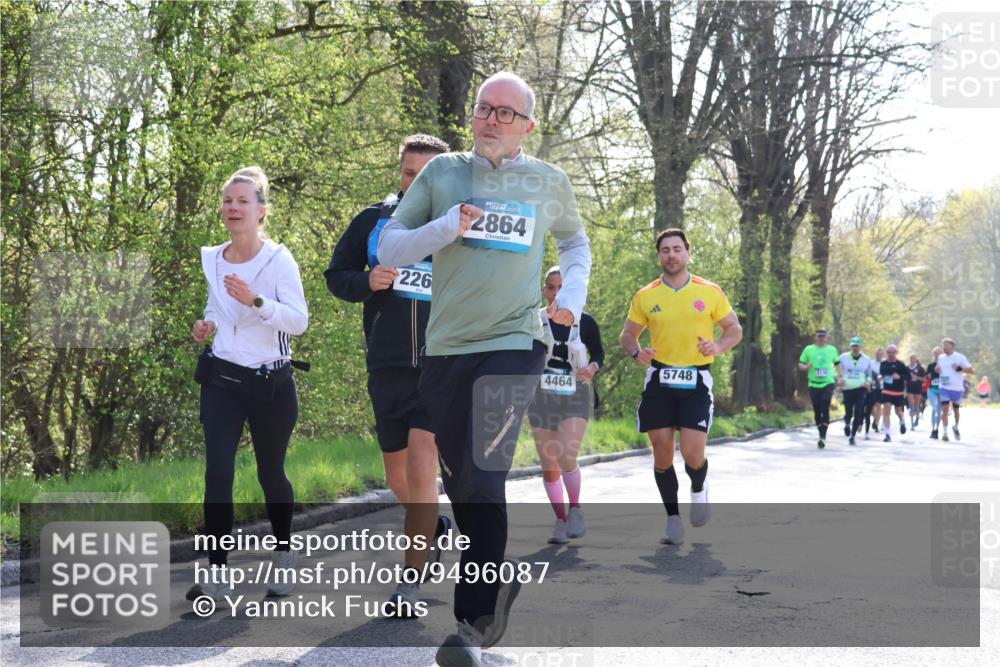 12.04.2026 - 45. Internationalen Wilhelmsburger Insellauf Yannick Fuchs http://msf.ph/oto/9496087 12.04.2026 10:52:07 Laufen 226, 2864, 4464, 5748 meine-sportfotos.de