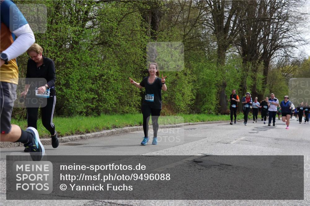 12.04.2026 - 45. Internationalen Wilhelmsburger Insellauf Yannick Fuchs http://msf.ph/oto/9496088 12.04.2026 13:07:13 Laufen 2333, 4552 meine-sportfotos.de